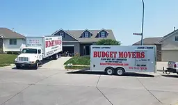 Budget Movers of Omaha Logo