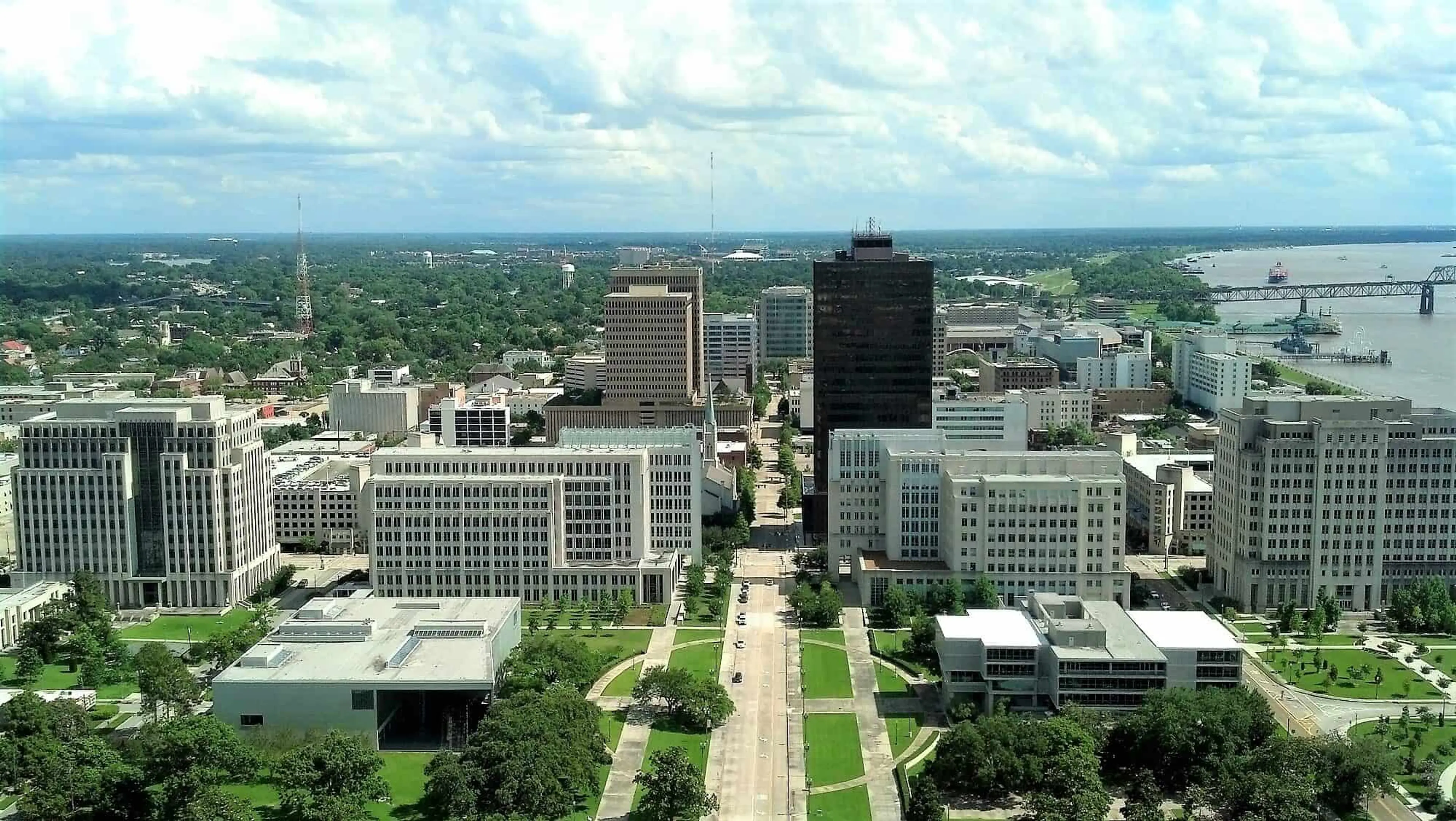 Baton Rouge, LA background image