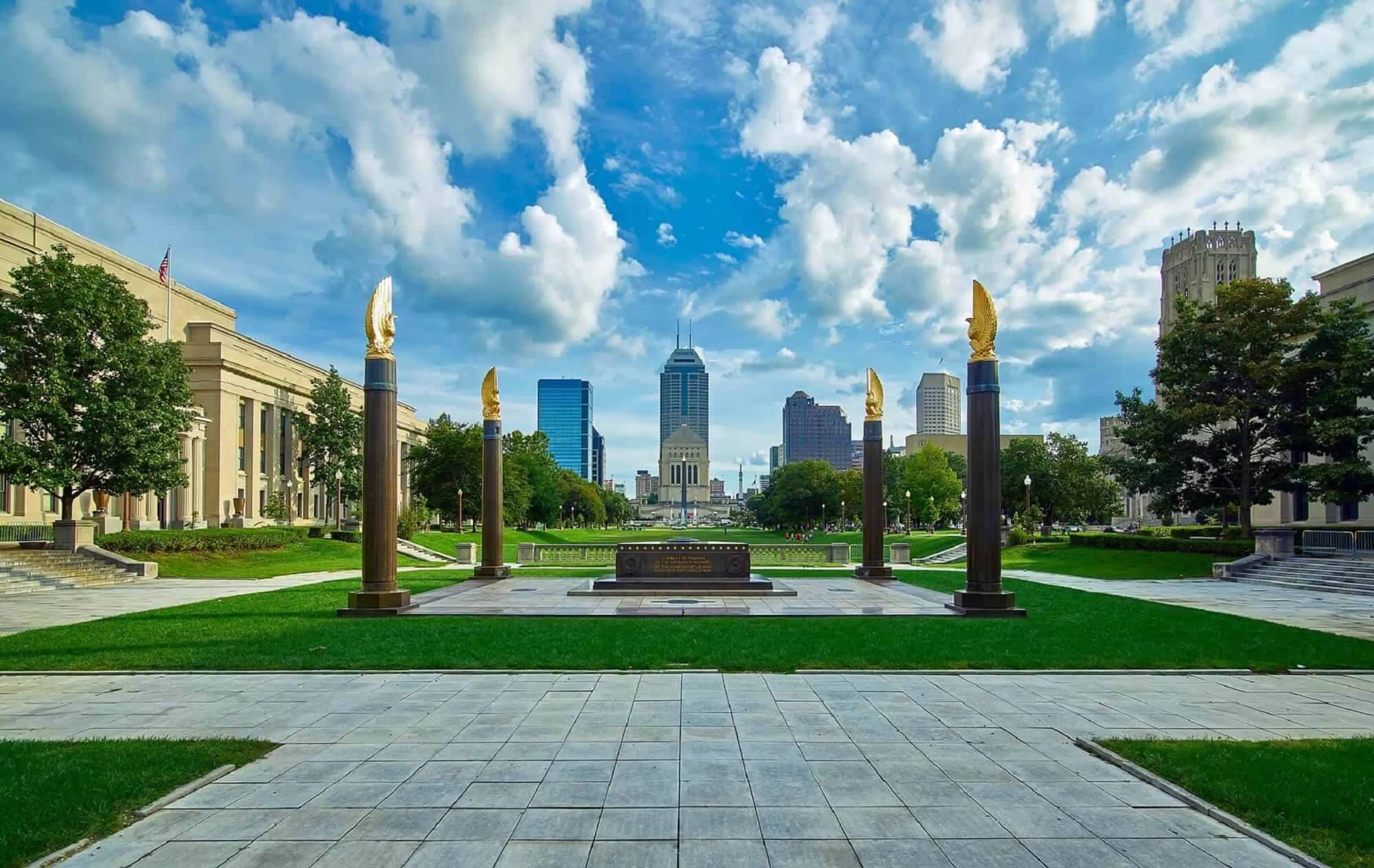 Indianapolis, IN background image