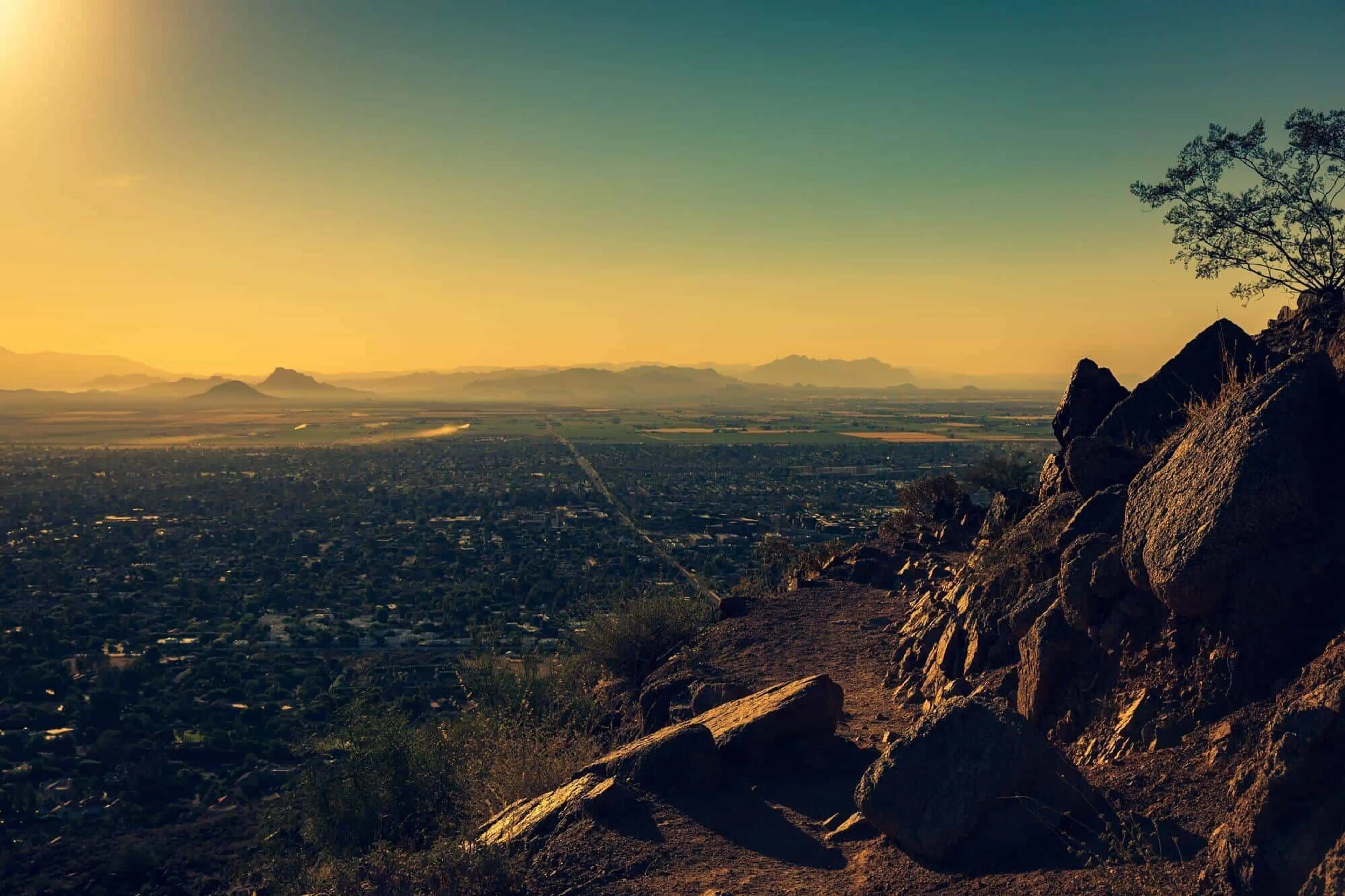 Phoenix, AZ background image